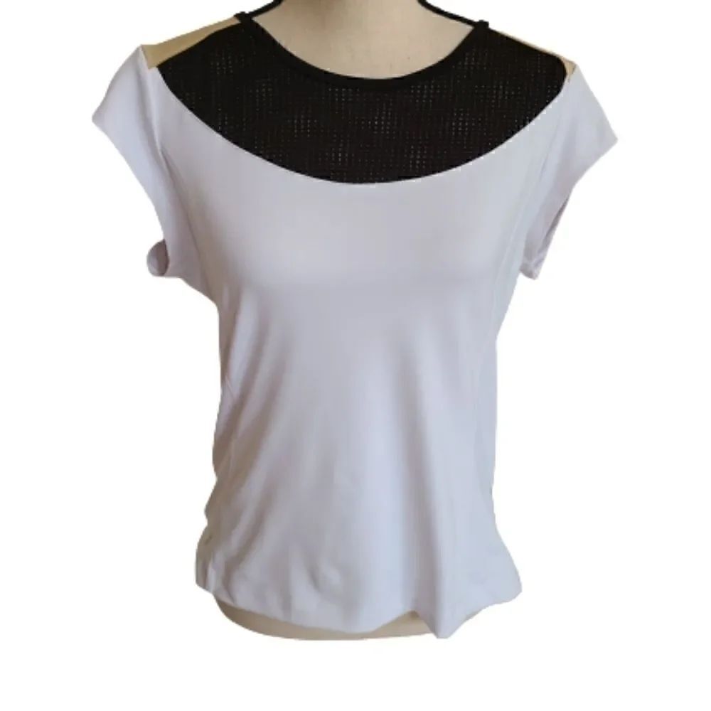 Tail White/Beige/Black Short Sleeved Tennis Top